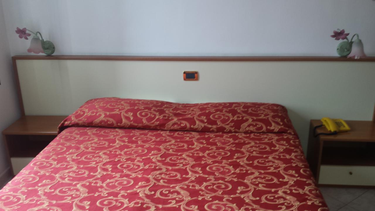 Hotel Ideale Varazze Dış mekan fotoğraf