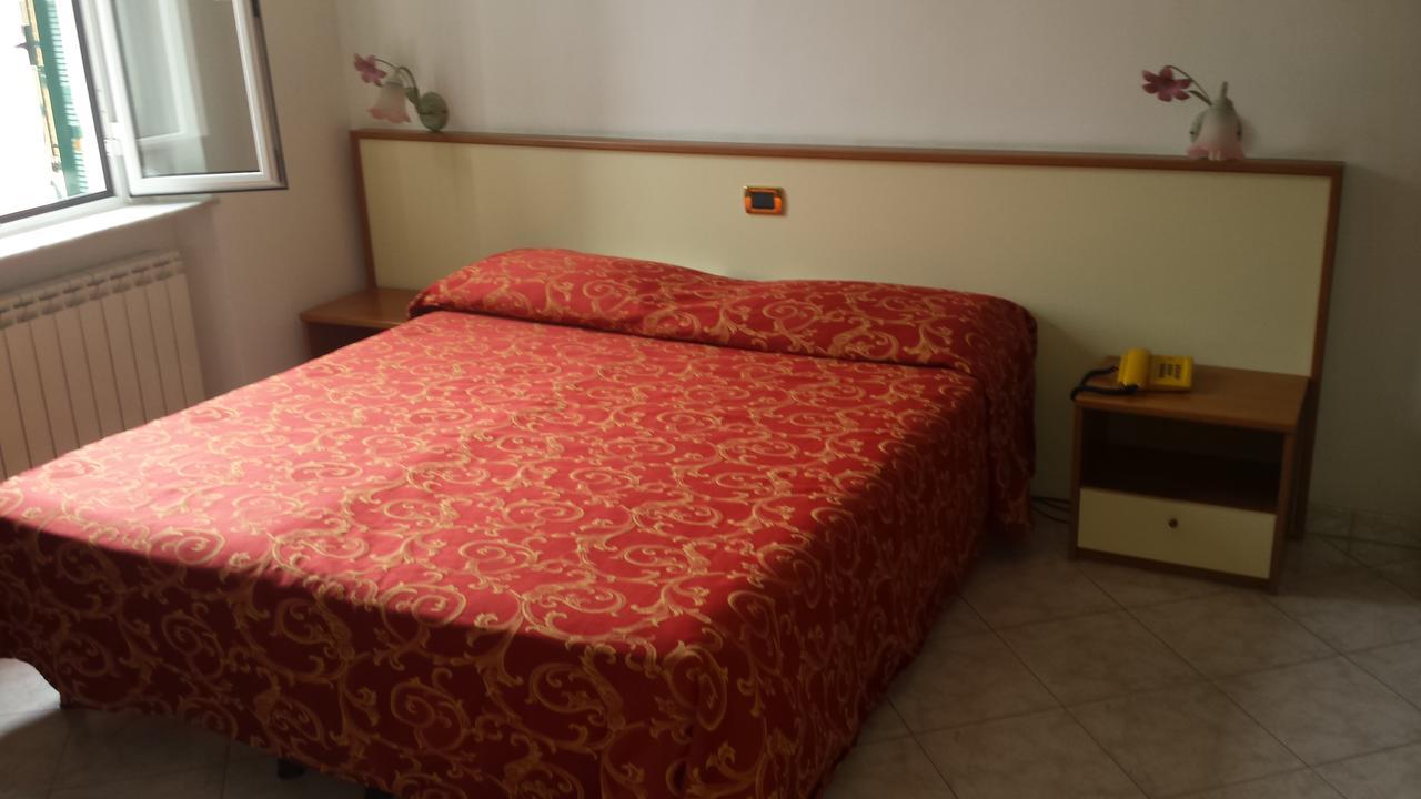 Hotel Ideale Varazze Dış mekan fotoğraf