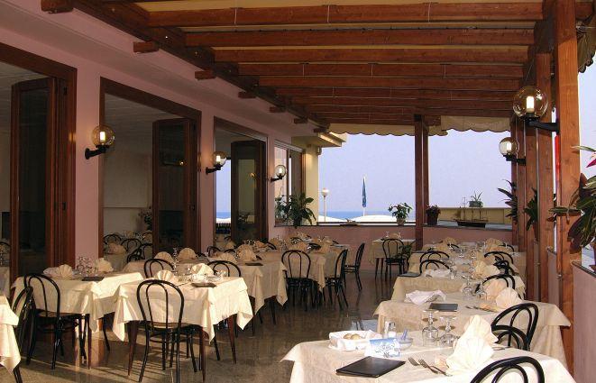 Hotel Ideale Varazze Dış mekan fotoğraf