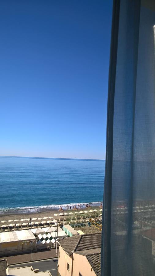 Hotel Ideale Varazze Dış mekan fotoğraf